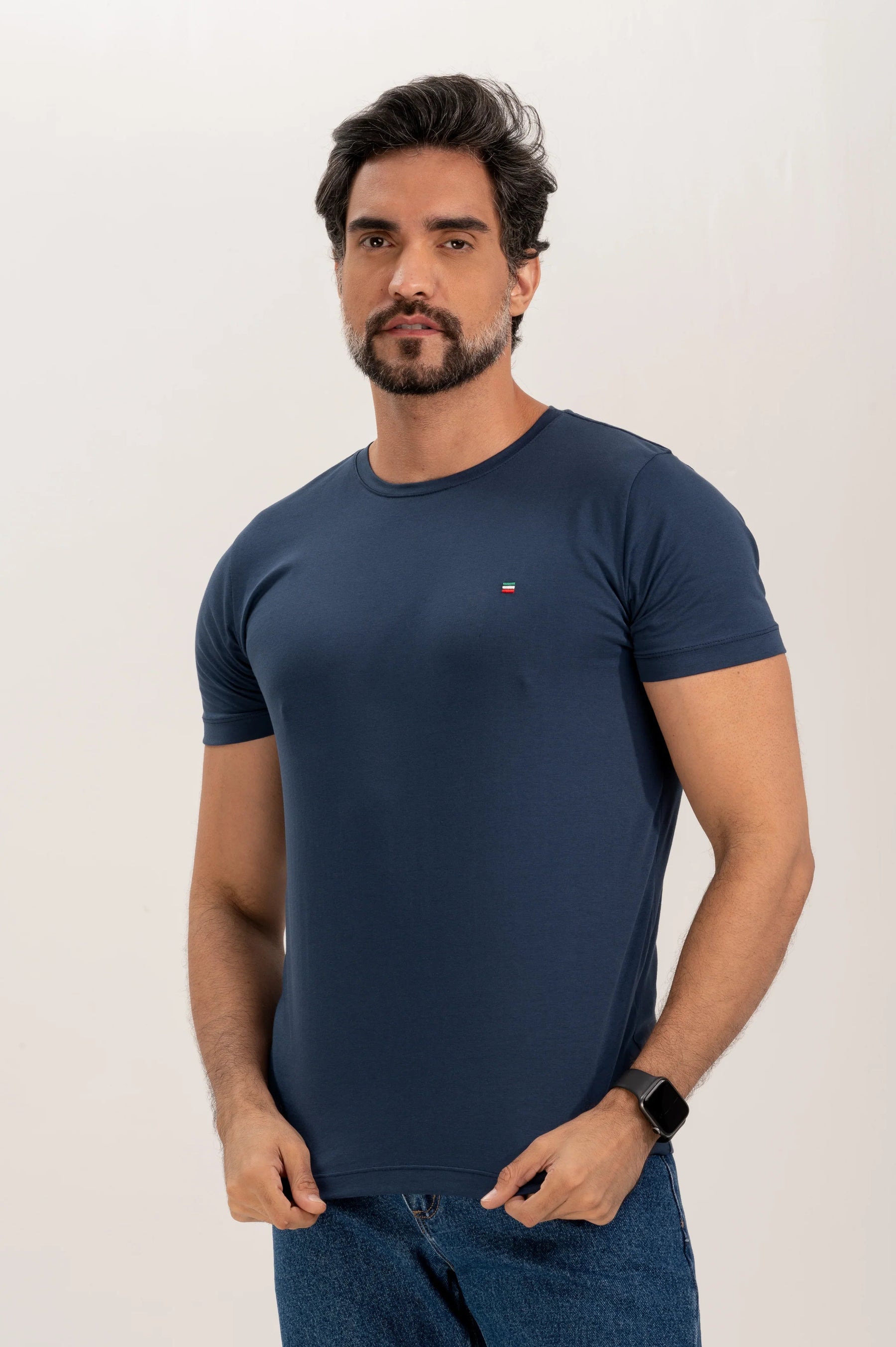 Camiseta Premium Algodão Egípcio com Logo Slim