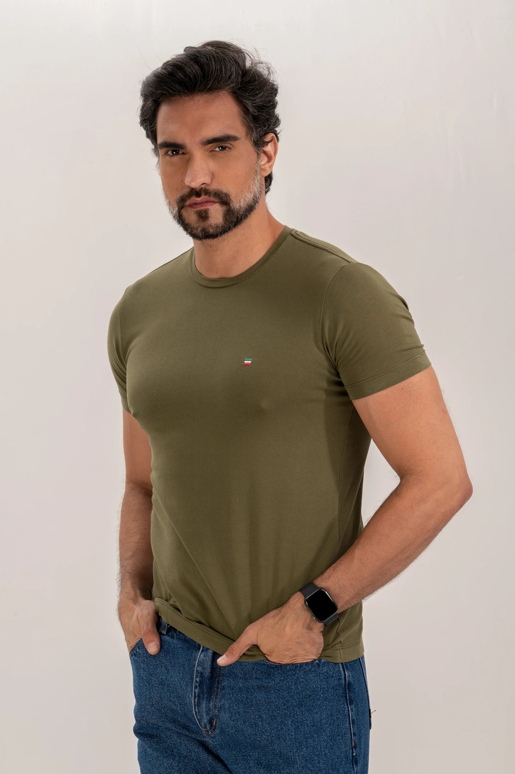 Camiseta Premium Algodão Egípcio com Logo Slim